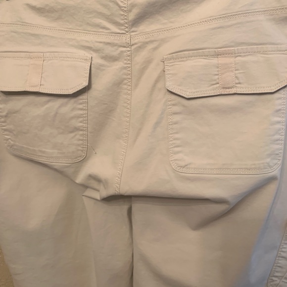 Capris - Picture 2 of 6